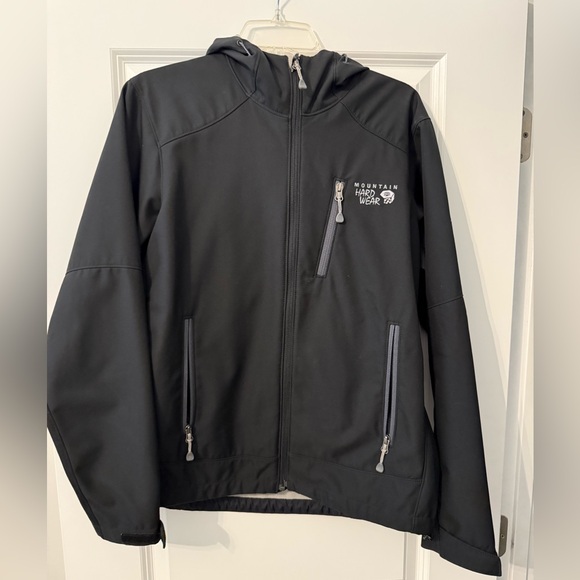 Mountain Hardware soft shell - Picture 1 of 2